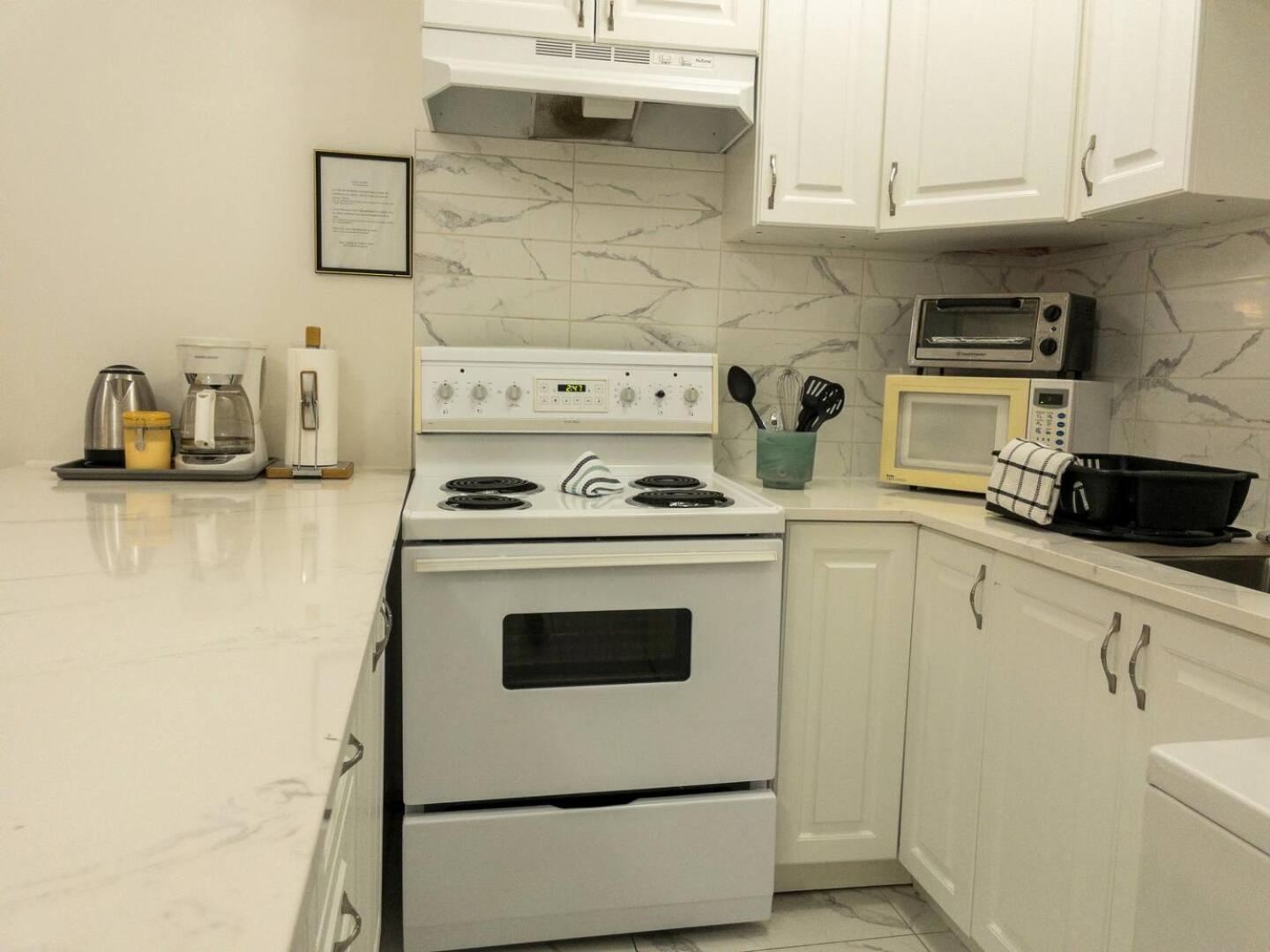 Heart Of Mtr For Memorable Experience 7Minmetro 2 Backyard Fully Equipped Villa Montreal Exterior foto