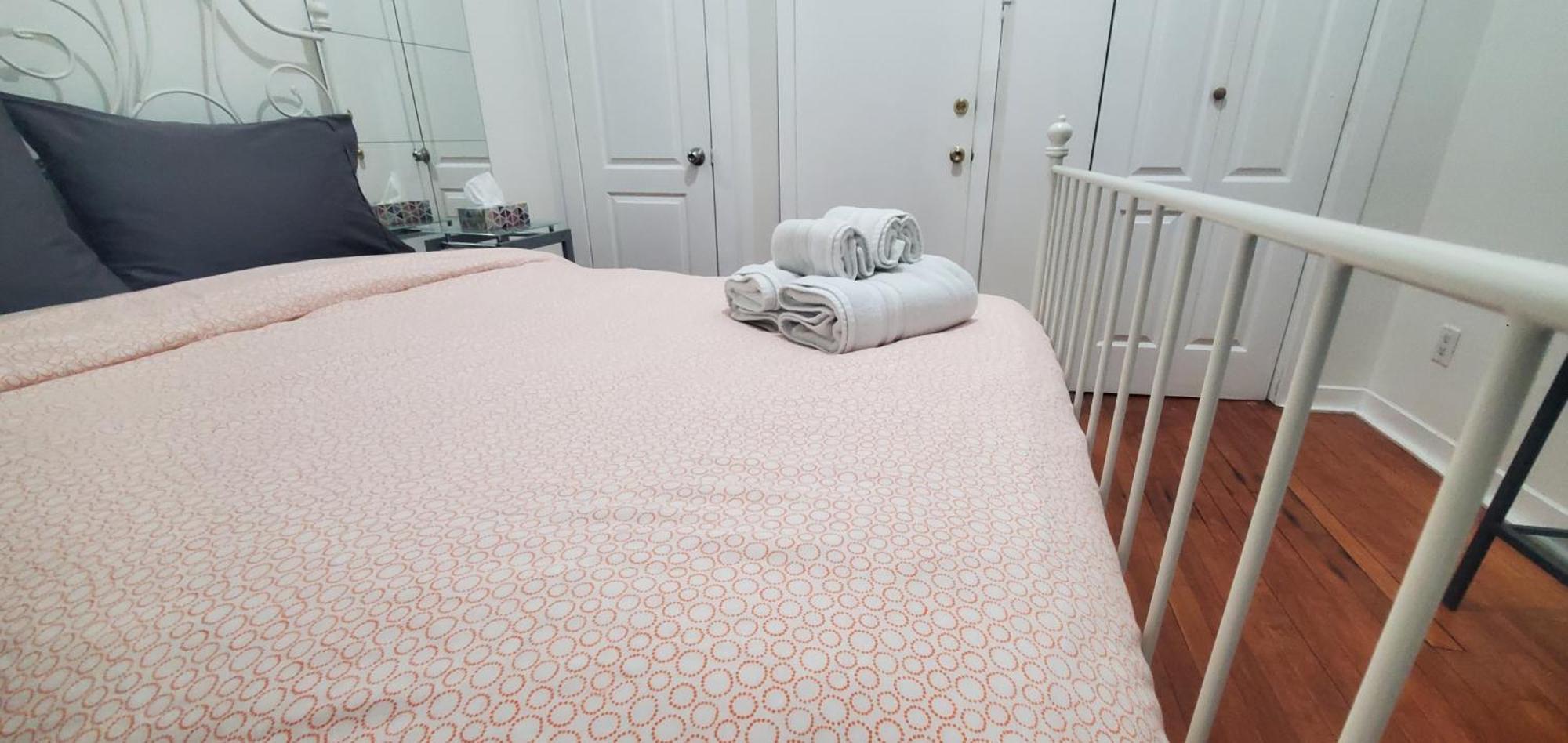 Heart Of Mtr For Memorable Experience 7Minmetro 2 Backyard Fully Equipped Villa Montreal Exterior foto